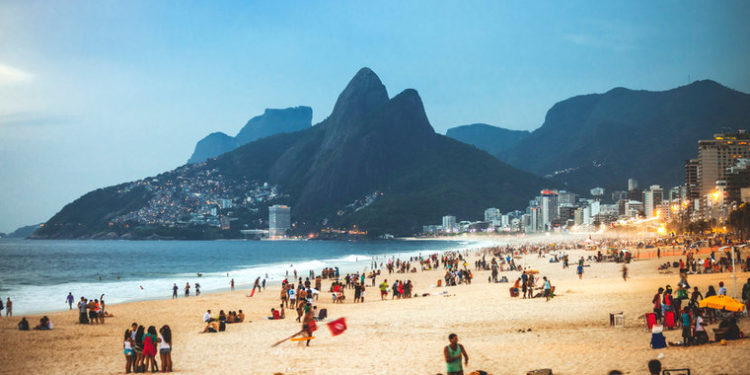 Praia de Ipanema (Rio de Janeiro) - Momondo