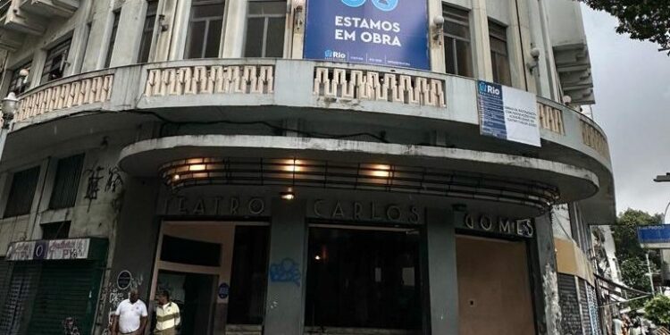 O Teatro Carlos Gomes vai passar por uma ampla reforma - Beth Santos/Prefeitura do Rio